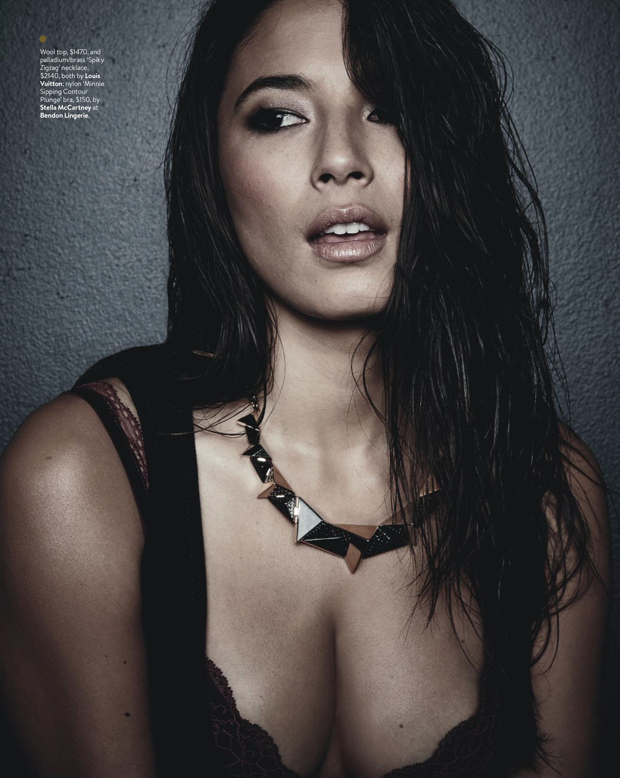 Jessica_Gomes_sexy_GQ_magazine_2015_March_April_issue_5x_HQ_5.jpg