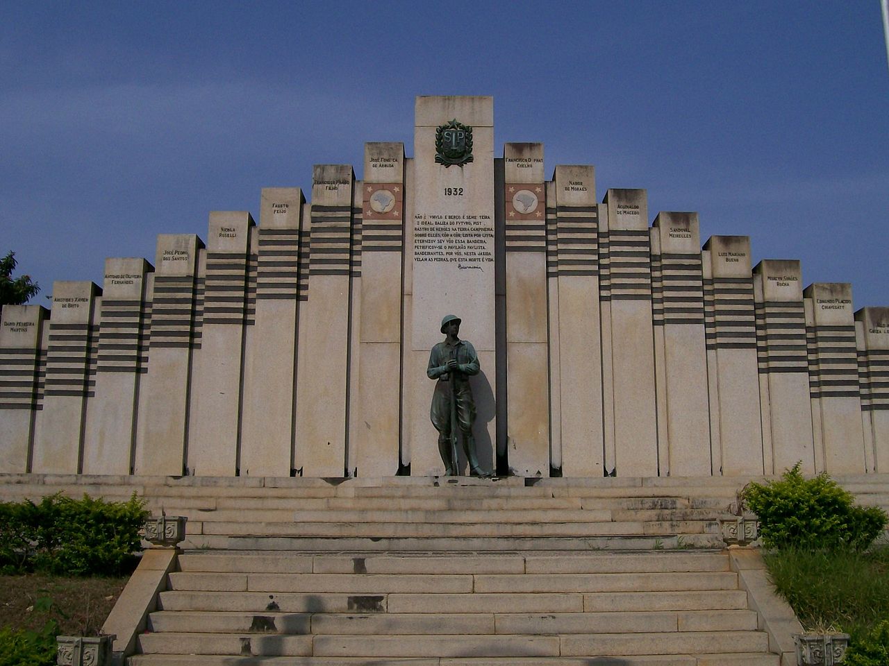 1280px-Monumento_aos_Heróis_de_32_-_Cemitério_da_Saudade_-_Campinas_-_SP.JPG