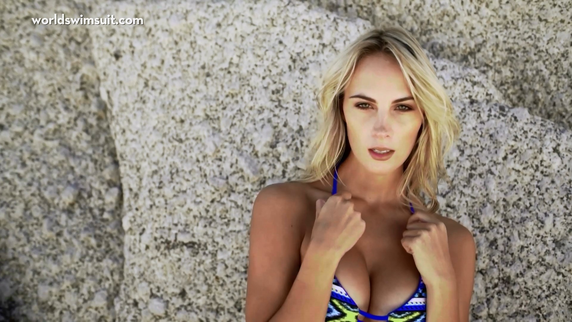 Kerry-Lee Cousins - World's Top Bikini Models - WorldSwimsuit 1.mp4_snapshot_00.31_[2015.08.14_06.11.16].jpg