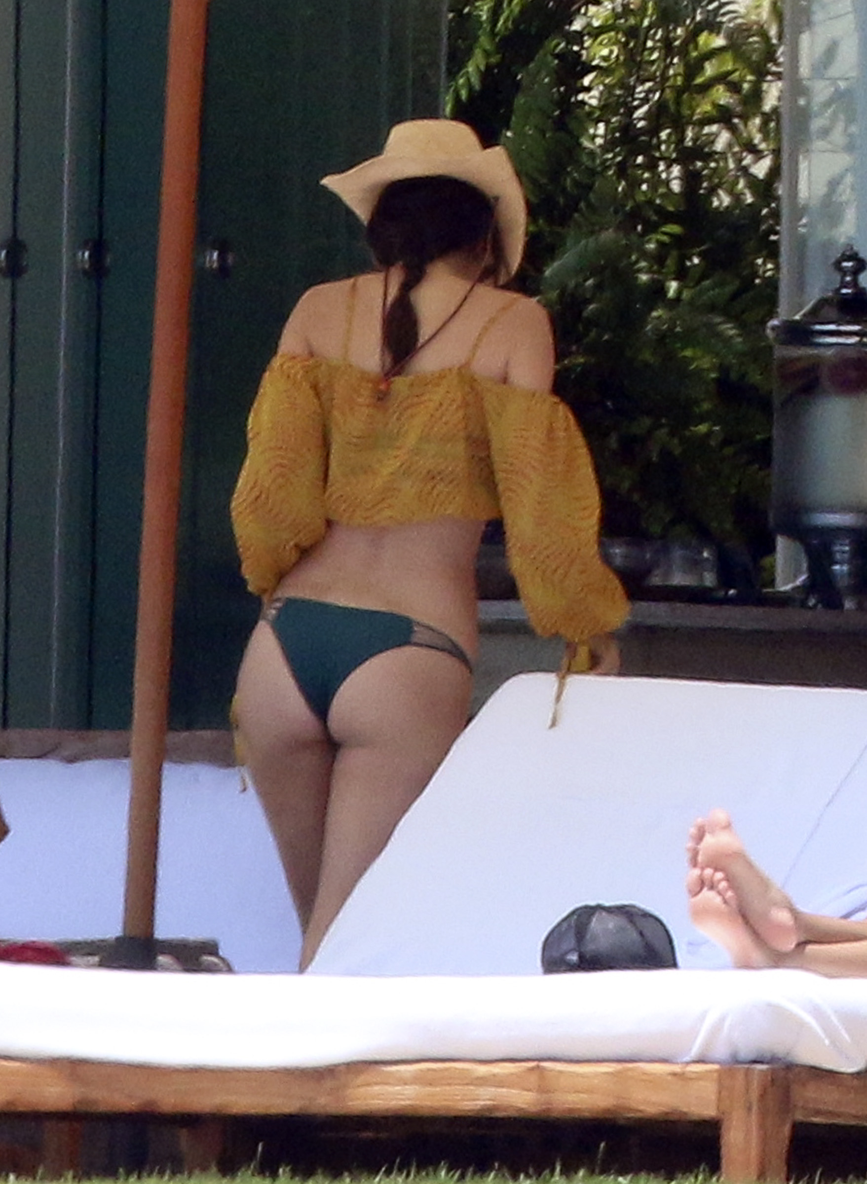 Kendall Jenenr Wearing a Bikini in Punta Mita on August 13 Part 2012.JPG