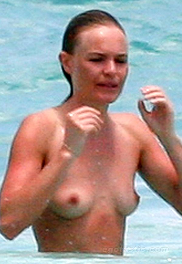 kate-bosworth-topless-041311a.jpg