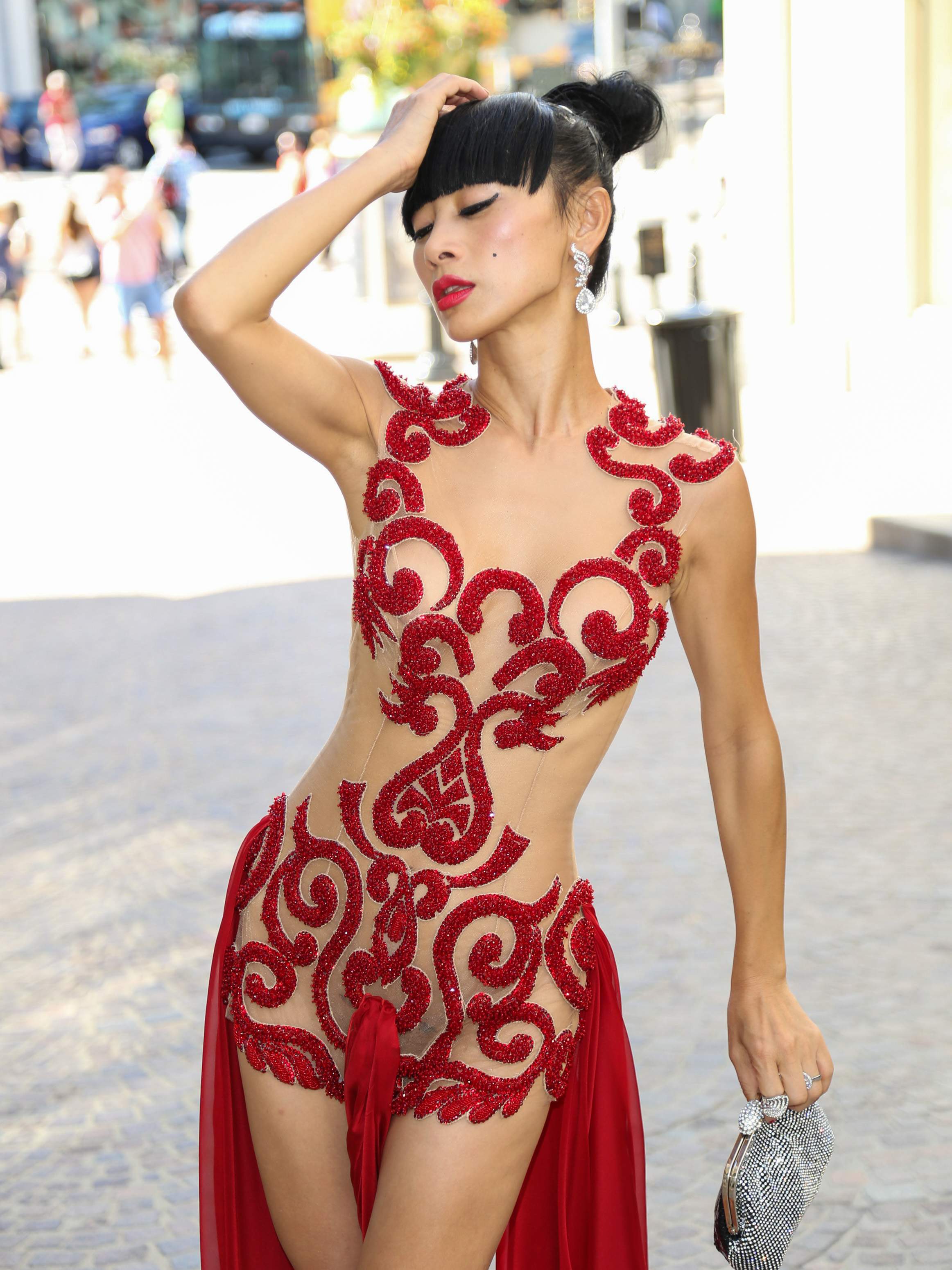 bai-ling-pantyless-and-nipples-in-see-through-outfit-01.jpg
