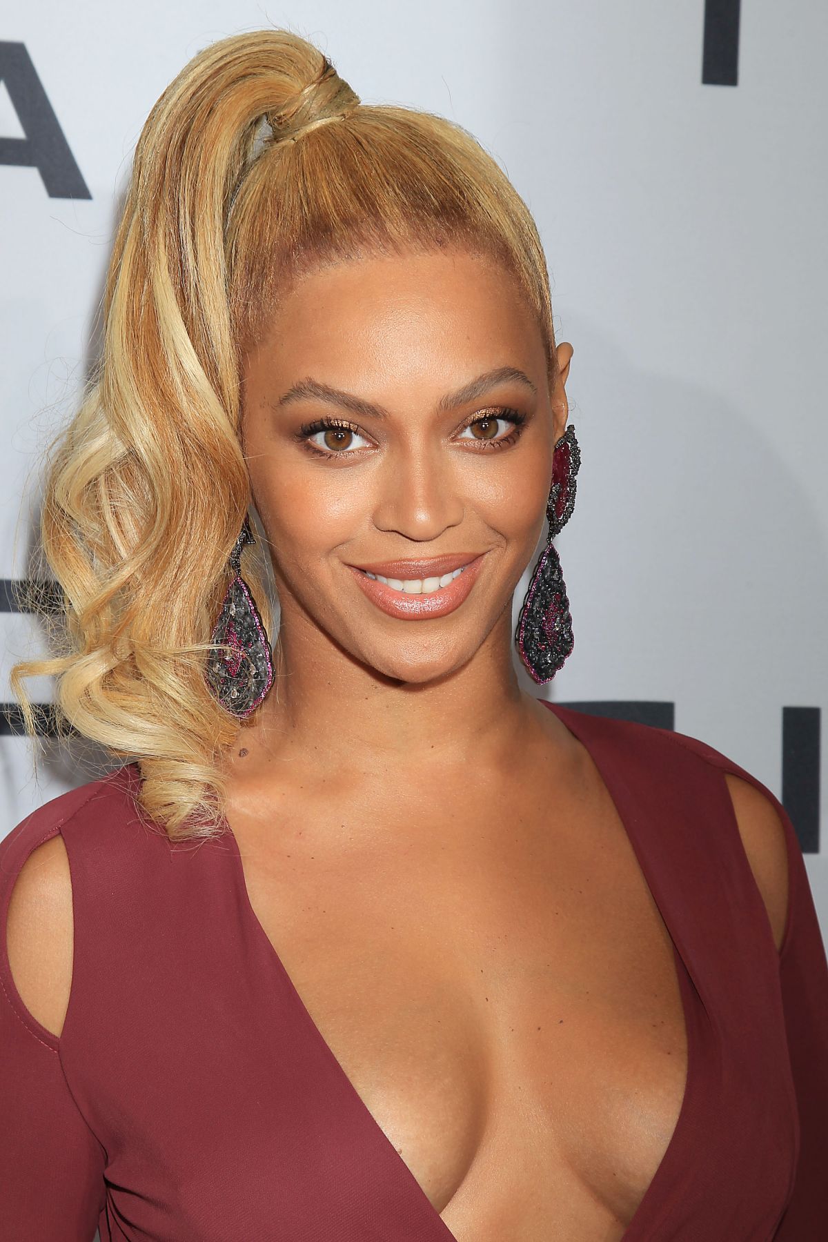 beyonce-at-tidal-x-1020-amplified-by-htc-in-brooklyn-10-20-2015_2.jpg