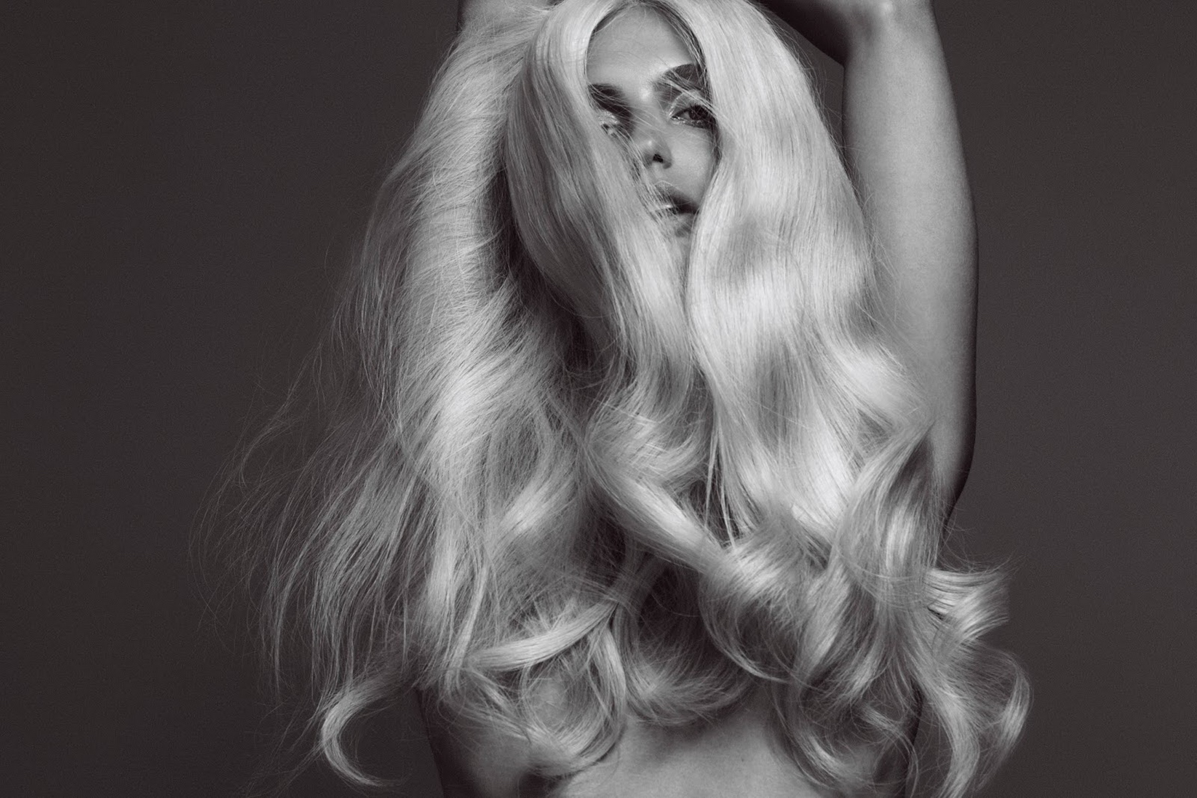 Marta Bez topless photo shoot for Interview magazine 2015 October 7x HQ 9.jpg